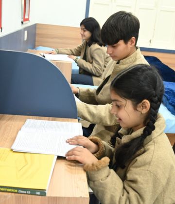 BOARDING School Life